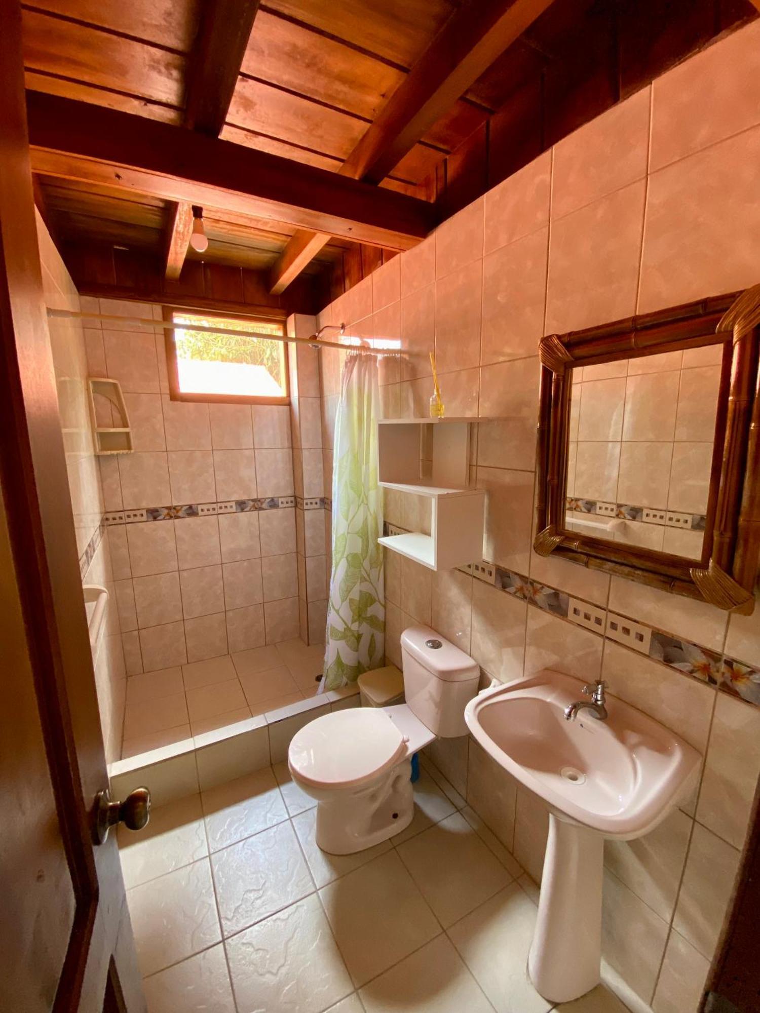 Hosteria Arasari Mindo Buitenkant foto
